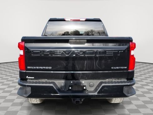Used 2021 Chevrolet Silverado 1500 Custom Trail Boss image 4