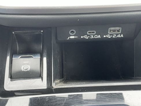 Certified 2024 Subaru Outback Premium image 25