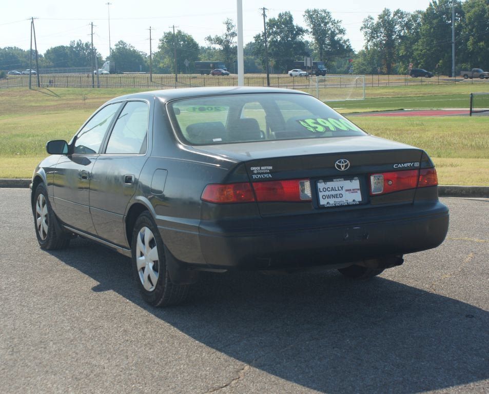 Used 2001 Toyota Camry CE w/ Value Pkg 1 FWD image 11