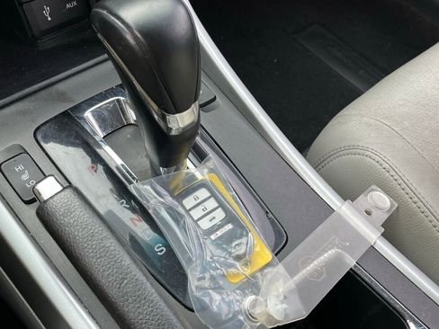 Used 2014 Honda Accord EX-L image 12