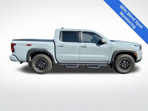 Used 2022 Nissan Frontier PRO-4X w/ Pro-4X Premium Package AWD/4WD image 2