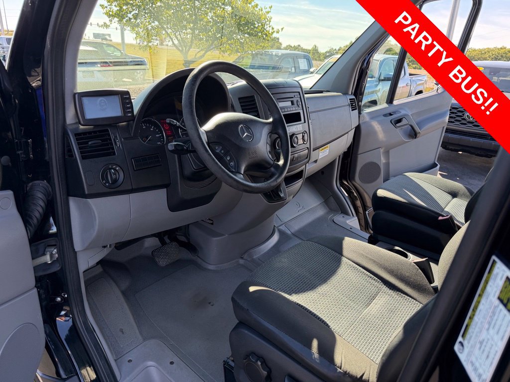 Used 2011 Mercedes-Benz Sprinter 2500 image 34