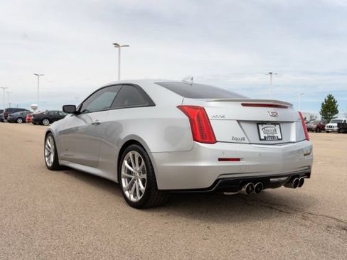 Used 2017 Cadillac ATS V w/ Luxury Package RWD image 5