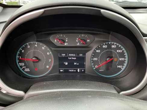 Used 2022 Chevrolet Malibu LT FWD image 12