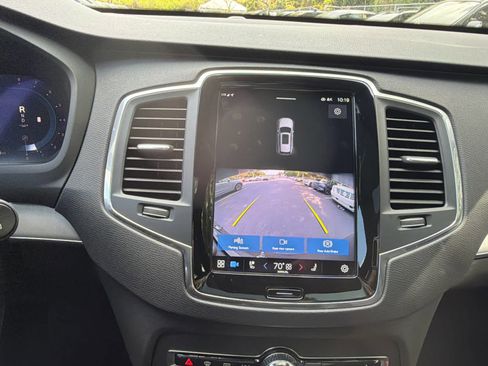 Used 2023 Volvo XC90 B5 Core w/ Protection Package Premier image 33