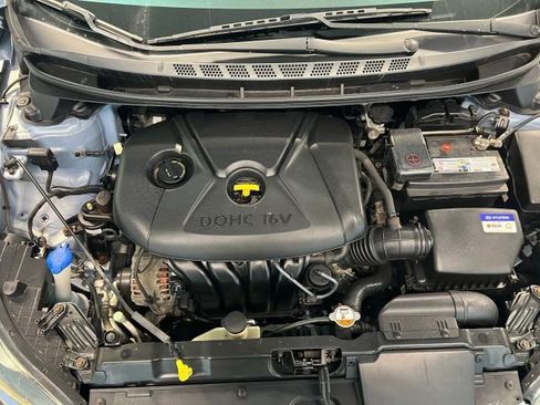 Used 2012 Hyundai Elantra GLS w/ Preferred Pkg 3 image 11