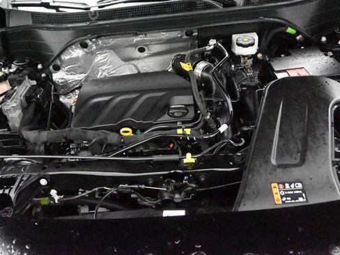 Used 2025 Chevrolet Trax ACTIV w/ Driver Confidence Package FWD image 14