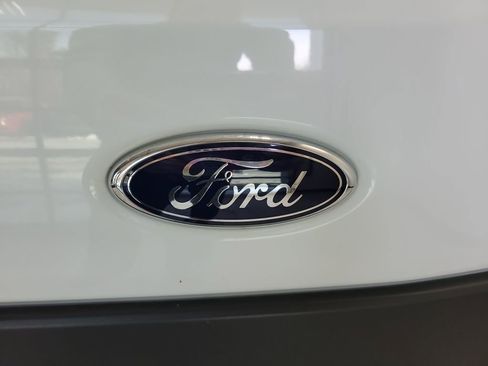 Used 2024 Ford Transit 250 Low Roof w/ Exterior Upgrade Package image 16