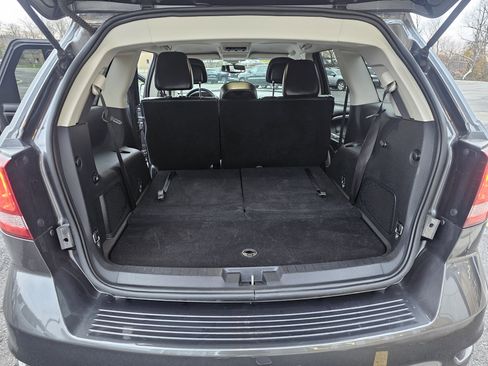 Used 2018 Dodge Journey GT image 22