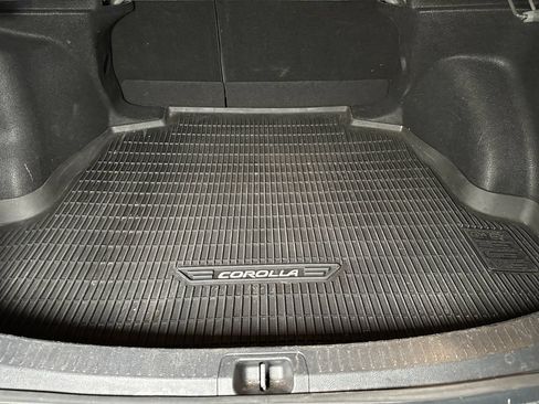 Used 2020 Toyota Corolla SE FWD image 21
