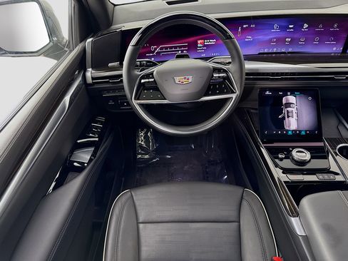 Used 2025 Cadillac Escalade Premium Luxury w/ Touring Package image 24