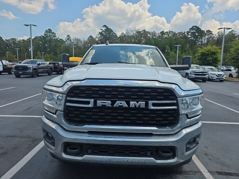 Used 2022 RAM 2500 Big Horn w/ Level 1 Equipment Group AWD/4WD image 3