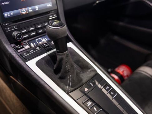 Used 2018 Porsche 911 GT3 image 42