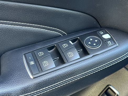 Used 2012 Mercedes-Benz ML 350 4MATIC image 13