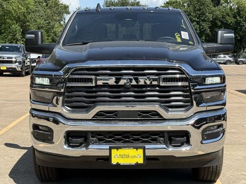 New 2026 RAM 2500 Tradesman AWD/4WD image 3