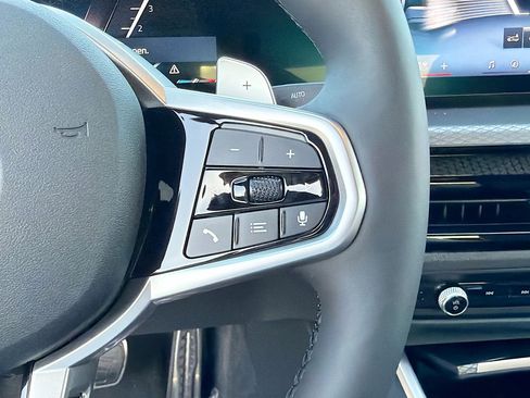 New 2026 BMW 330i Sedan w/ M Sport Package image 38