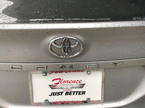 Used 2022 Toyota Camry LE FWD image 12