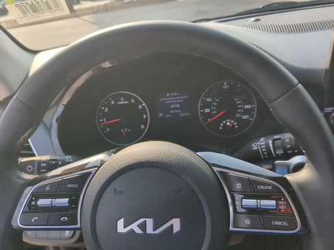 Certified 2022 Kia Seltos S FWD image 12