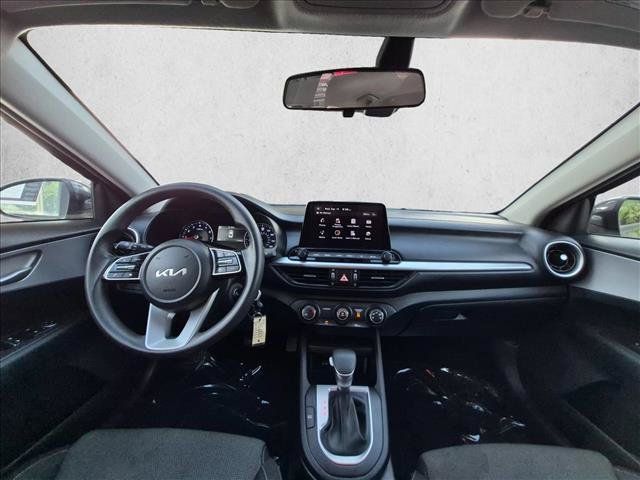 Used 2024 Kia Forte LXS FWD image 16