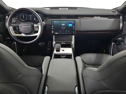 Certified 2025 Land Rover Range Rover Long Wheelbase SE AWD/4WD image 14