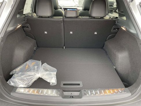 New 2026 Nissan Kicks SR w/ SR Premium Package image 8