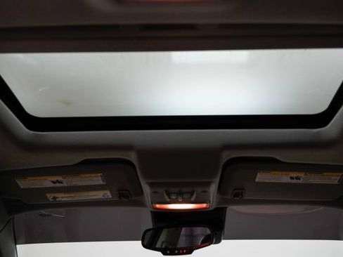 Used 2018 Chevrolet Trax Premier FWD image 53