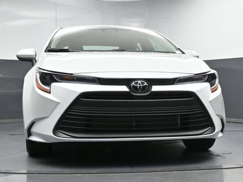 New 2026 Toyota Corolla LE image 19