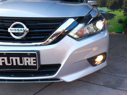 Used 2016 Nissan Altima 3.5 SL w/ 3.5 Technology Package image 40