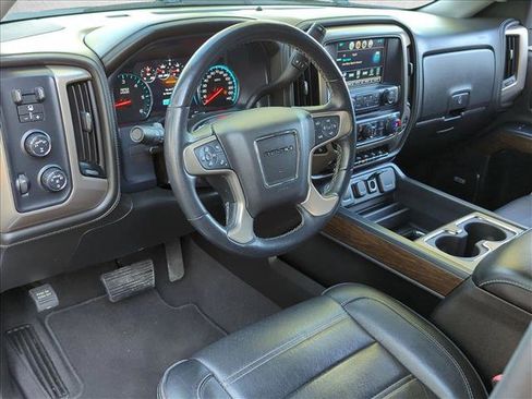 Used 2018 GMC Sierra 1500 Denali w/ Denali Ultimate Package image 9
