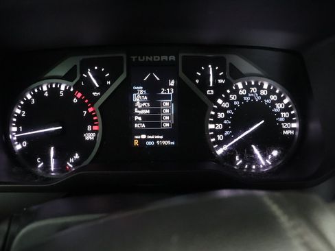 Used 2022 Toyota Tundra SR5 w/ SR5 Premium Package AWD/4WD image 40