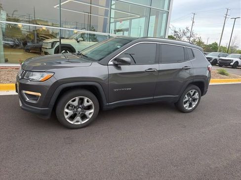 Used 2020 Jeep Compass Limited AWD/4WD image 21