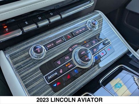 New 2023 Lincoln Aviator Black Label w/ Dynamic Handling Package AWD/4WD image 10