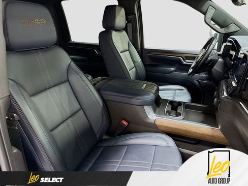 Used 2024 Chevrolet Silverado 2500 High Country w/ High Country Premium Package AWD/4WD image 33