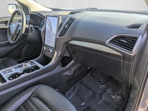 Used 2023 Ford Edge SEL image 21