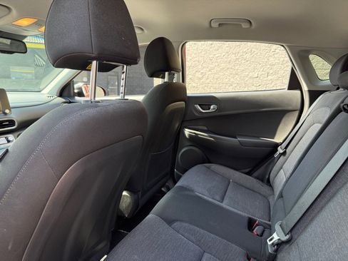 Used 2022 Hyundai Kona SEL w/ Cargo Package image 16
