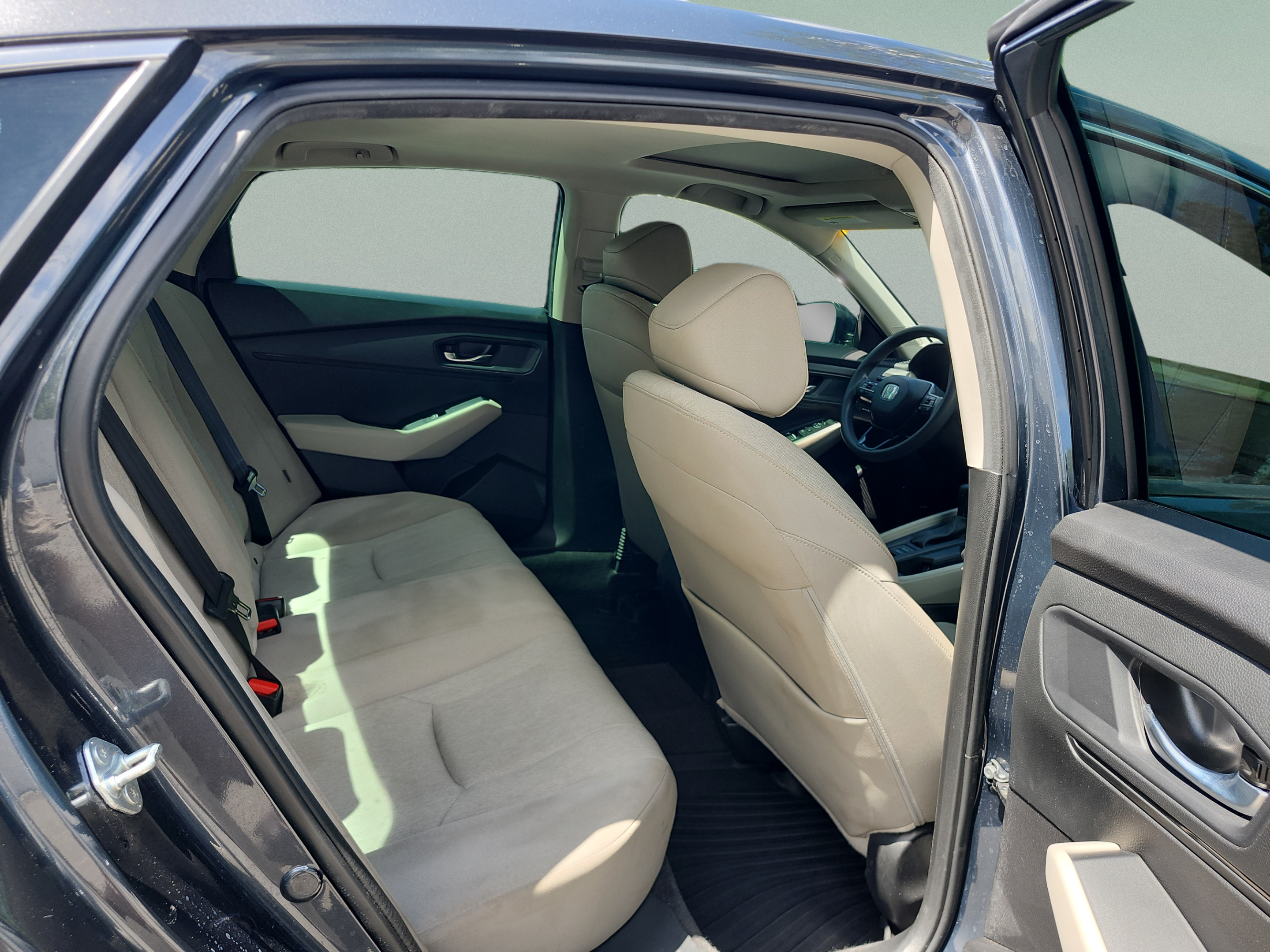 Used 2024 Honda Accord EX image 18