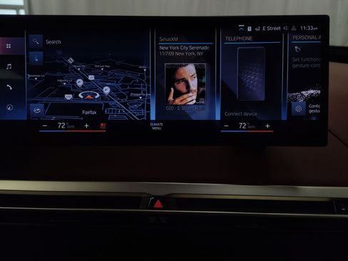 Used 2023 BMW iX xDrive50 w/ Ultimate Package 2 image 17