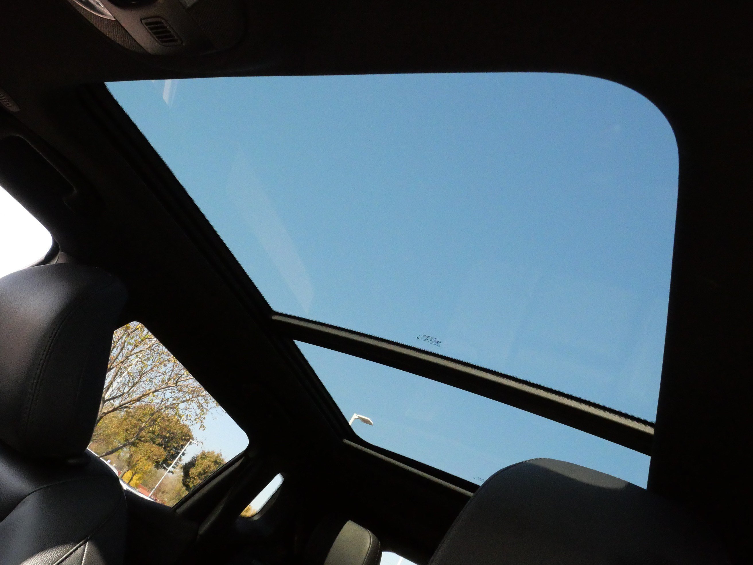 Used 2023 Jeep Compass High Altitude AWD/4WD image 30
