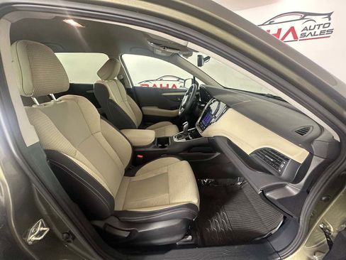 Used 2021 Subaru Outback Premium image 24