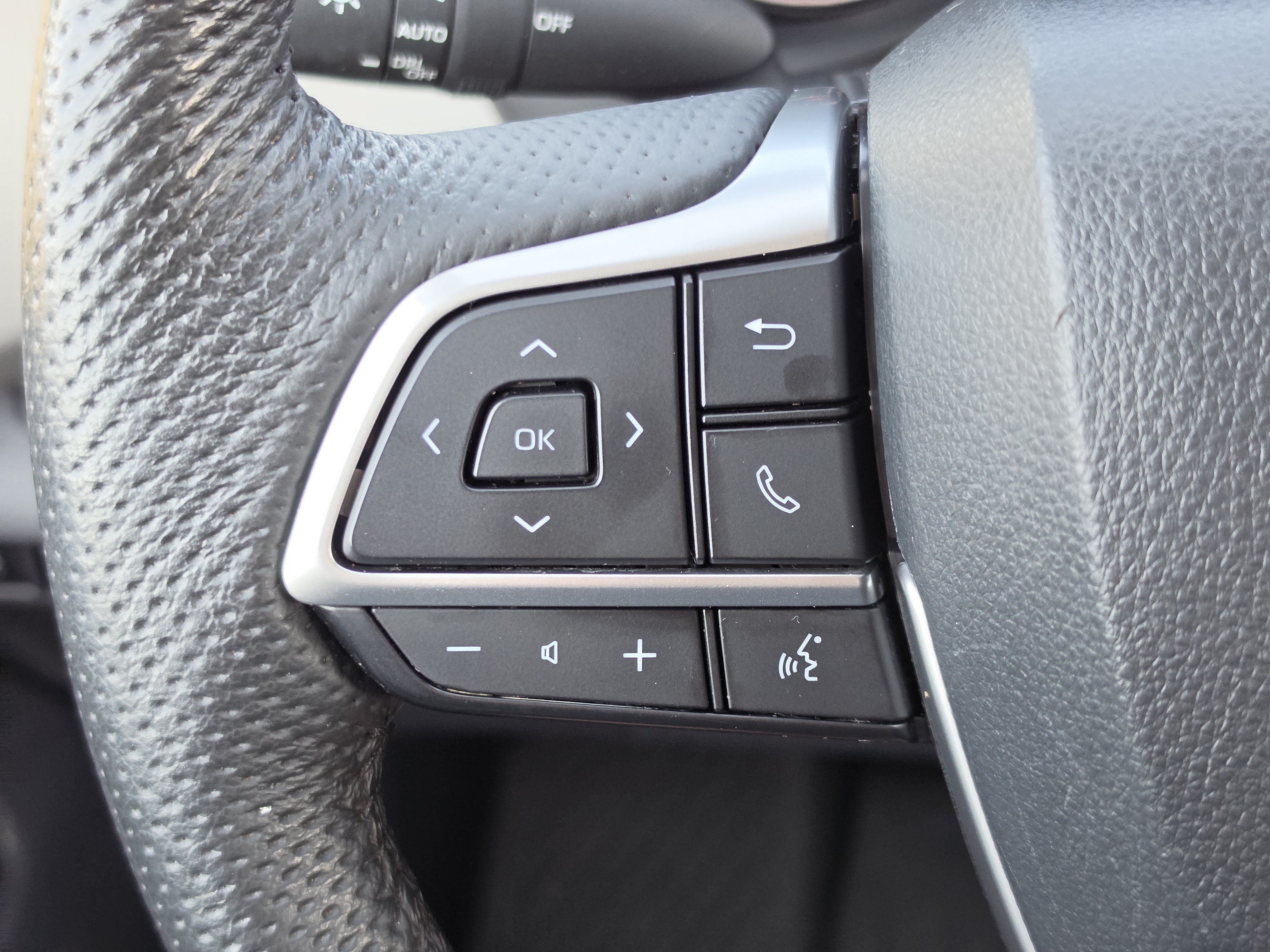 Certified 2024 Toyota Sienna Limited AWD/4WD image 20