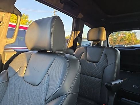 Certified 2023 Kia Telluride SX Prestige X-Line AWD/4WD image 30