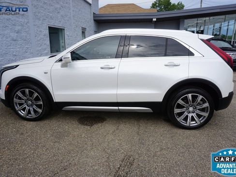 Used 2019 Cadillac XT4 Premium Luxury w/ Technology Package FWD image 13