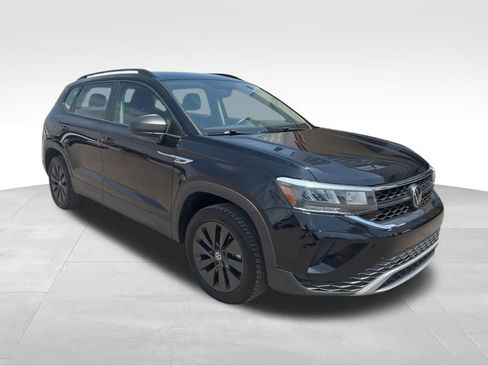 Used 2023 Volkswagen Taos S w/ Driver Assistance Package FWD image 2