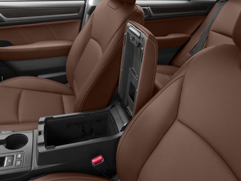 Used 2017 Subaru Outback 2.5i Touring image 18