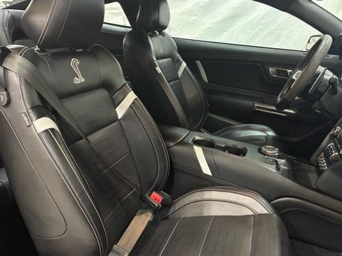 Used 2020 Ford Mustang Shelby GT500 w/ Technology Package RWD image 23