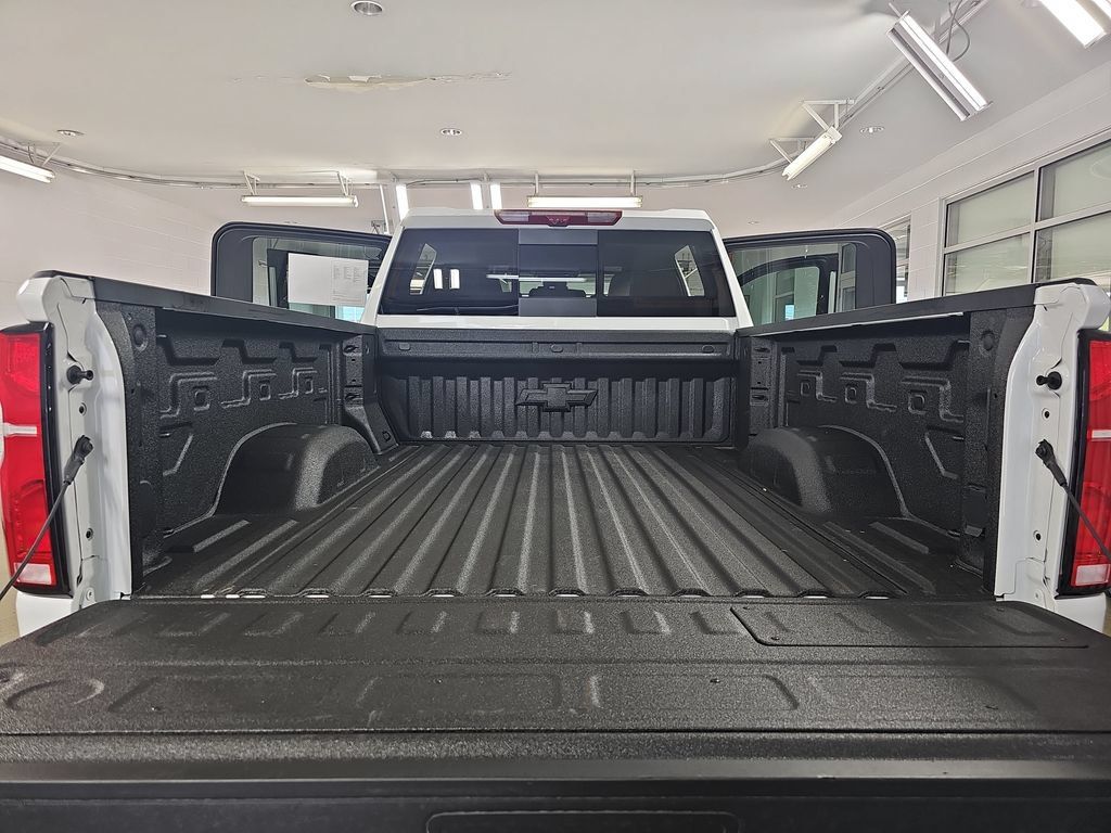 Certified 2026 Chevrolet Silverado 3500 LTZ w/ LTZ Premium Package AWD/4WD image 15