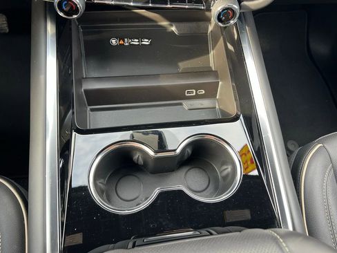 Used 2025 Chevrolet Tahoe Premier image 35