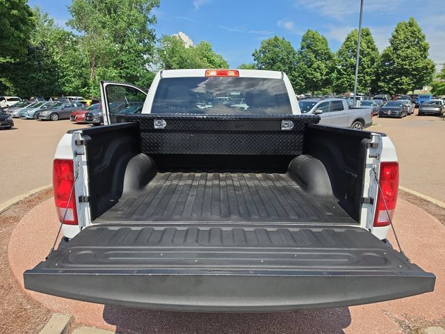 Used 2019 RAM 1500 4x4 Crew Cab Classic image 19