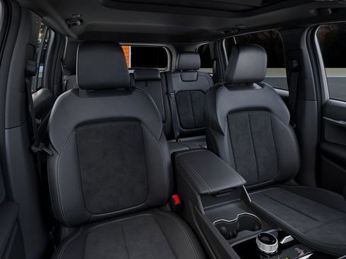 New 2026 Jeep Grand Cherokee 4WD image 16