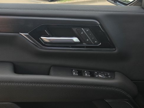 New 2026 GMC Yukon Denali RWD image 24